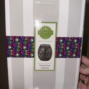 Flaunt Your Feathers - Wax Warmer